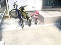 タイルデッキ300角 自転車置場 土間コンクリート