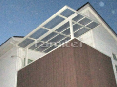 洗濯干し屋根 LIXILスピーネ1階・2階